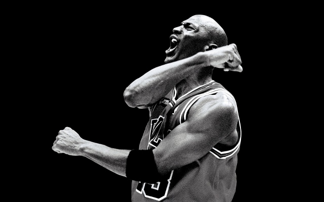 Michael Jordan4 640x400